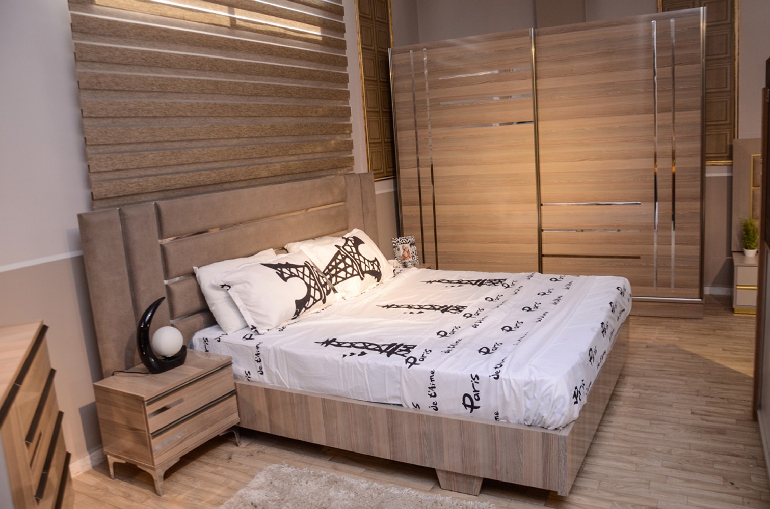 CHAMBRE LARYNE